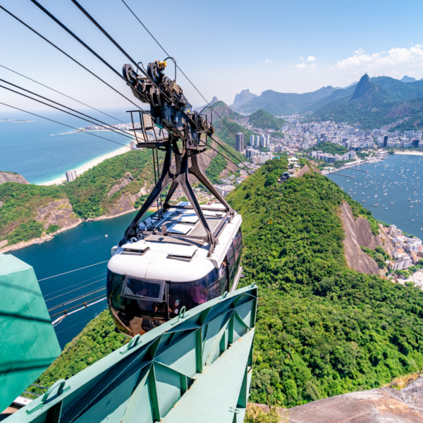 Aerial-View-of-Sugarloaf-Mountain.